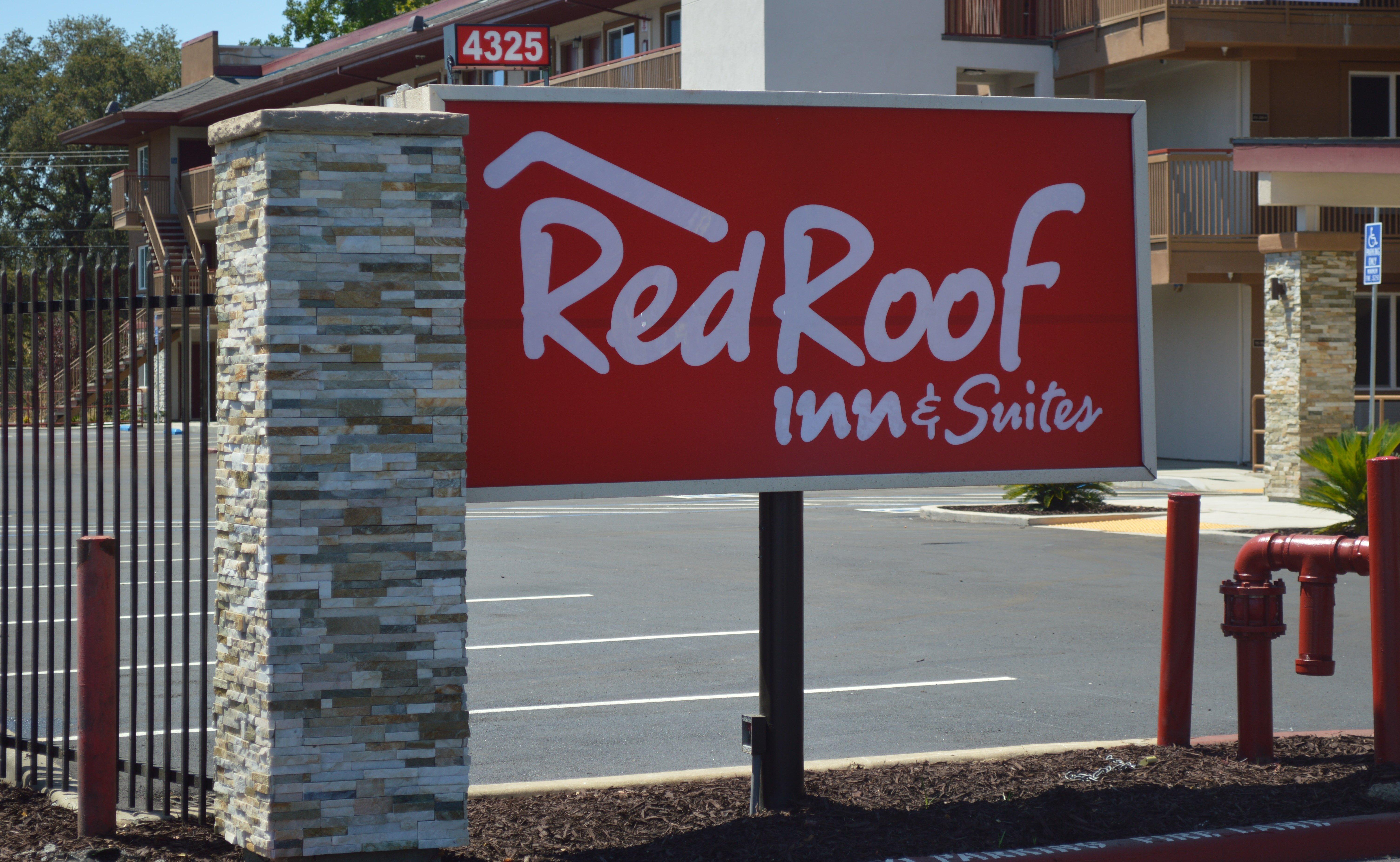 Red Roof Inn & Suites Sacramento North North Highlands Exterior photo